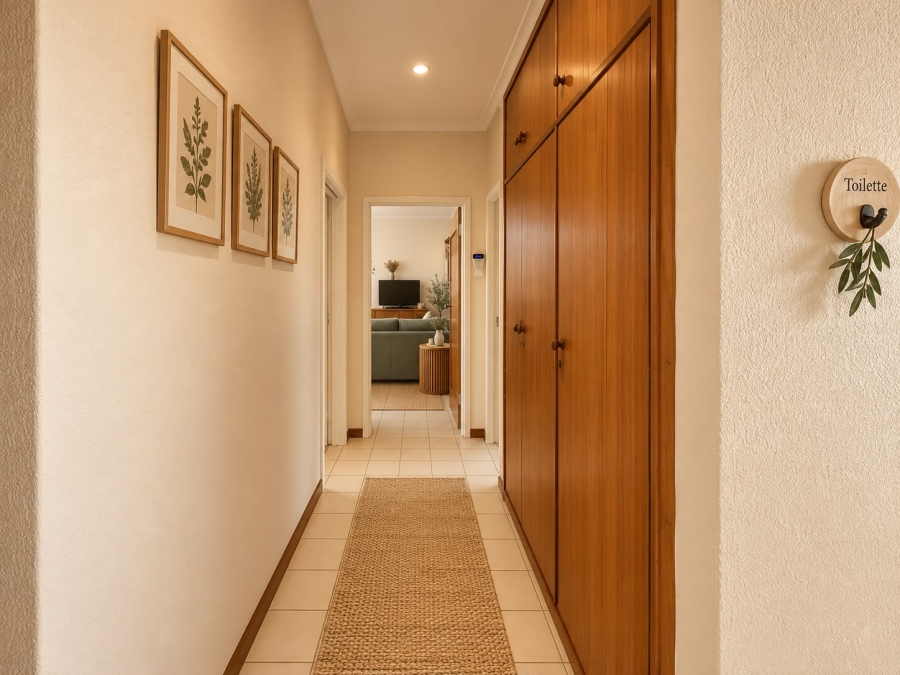 4 Bedroom Property for Sale in Oostersee Western Cape